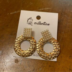 Collection Gold Pearl Drop Earrings NWT